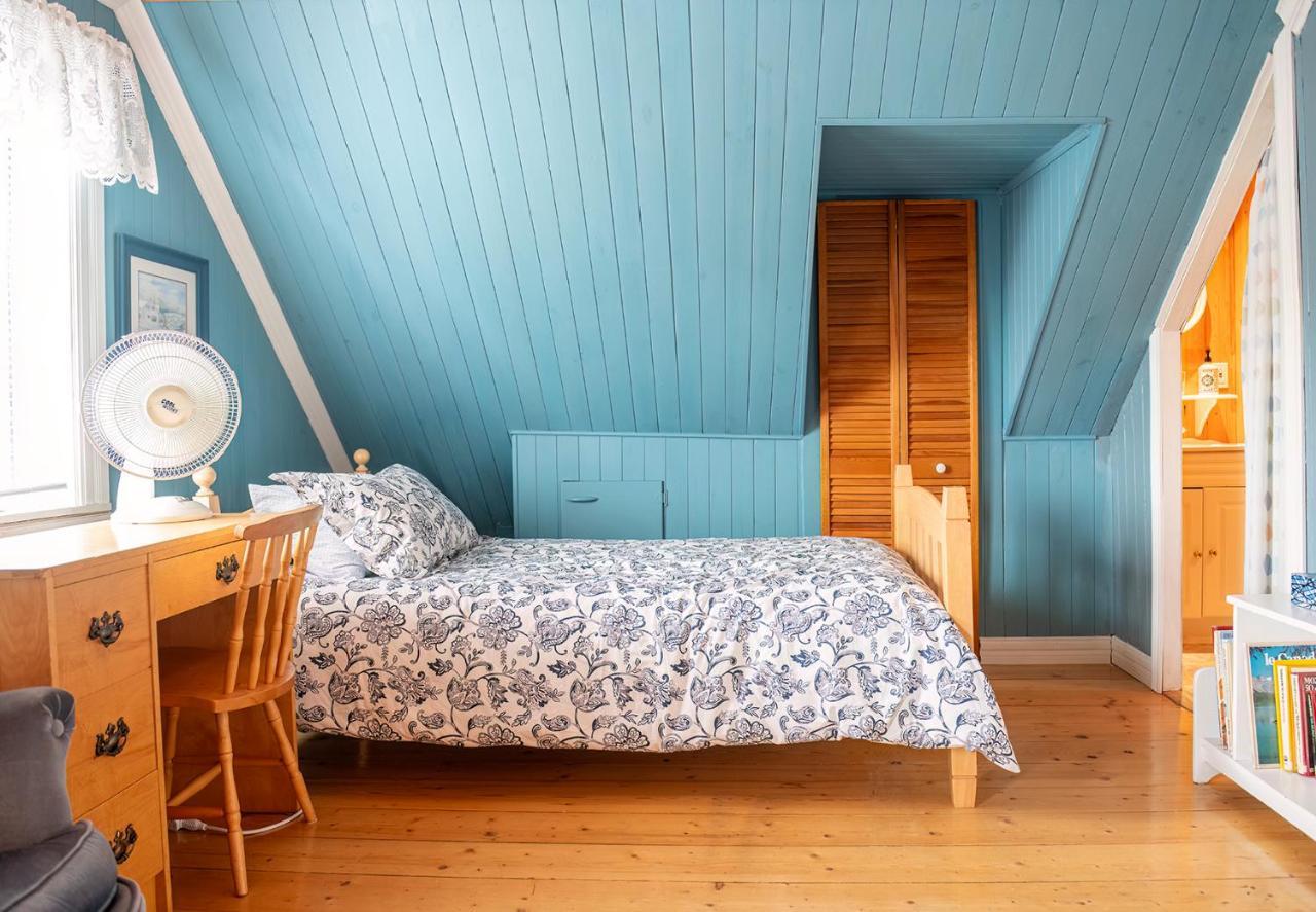 Bed & Cafe Petit Papillon Bed & Breakfast Grandes-Bergeronnes Exterior foto