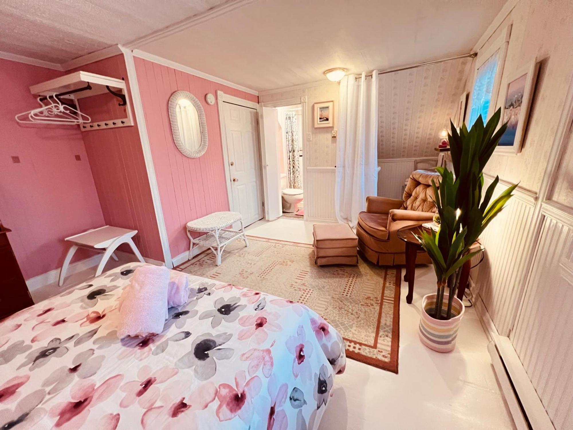 Bed & Cafe Petit Papillon Bed & Breakfast Grandes-Bergeronnes Exterior foto