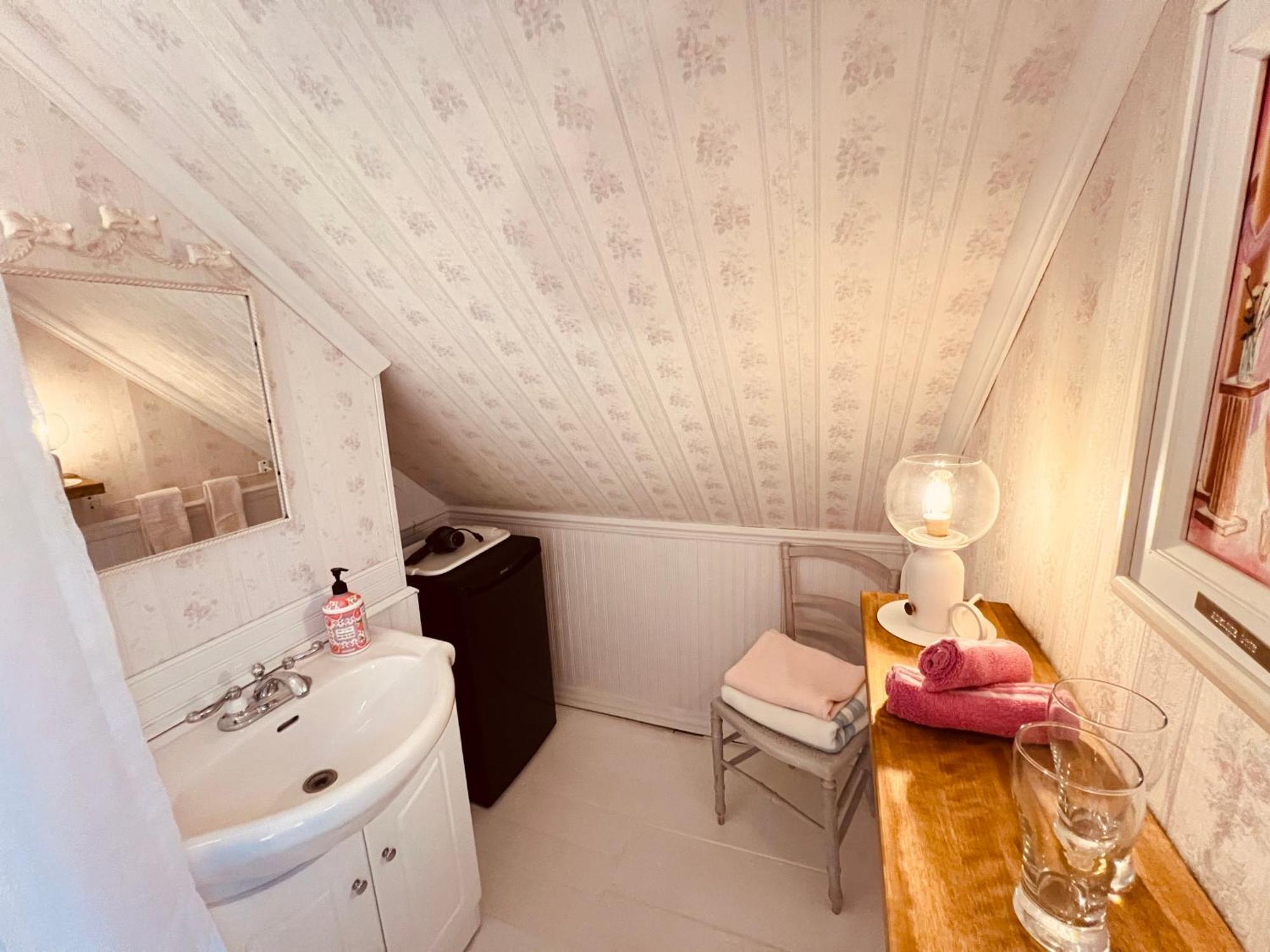 Bed & Cafe Petit Papillon Bed & Breakfast Grandes-Bergeronnes Cameră foto